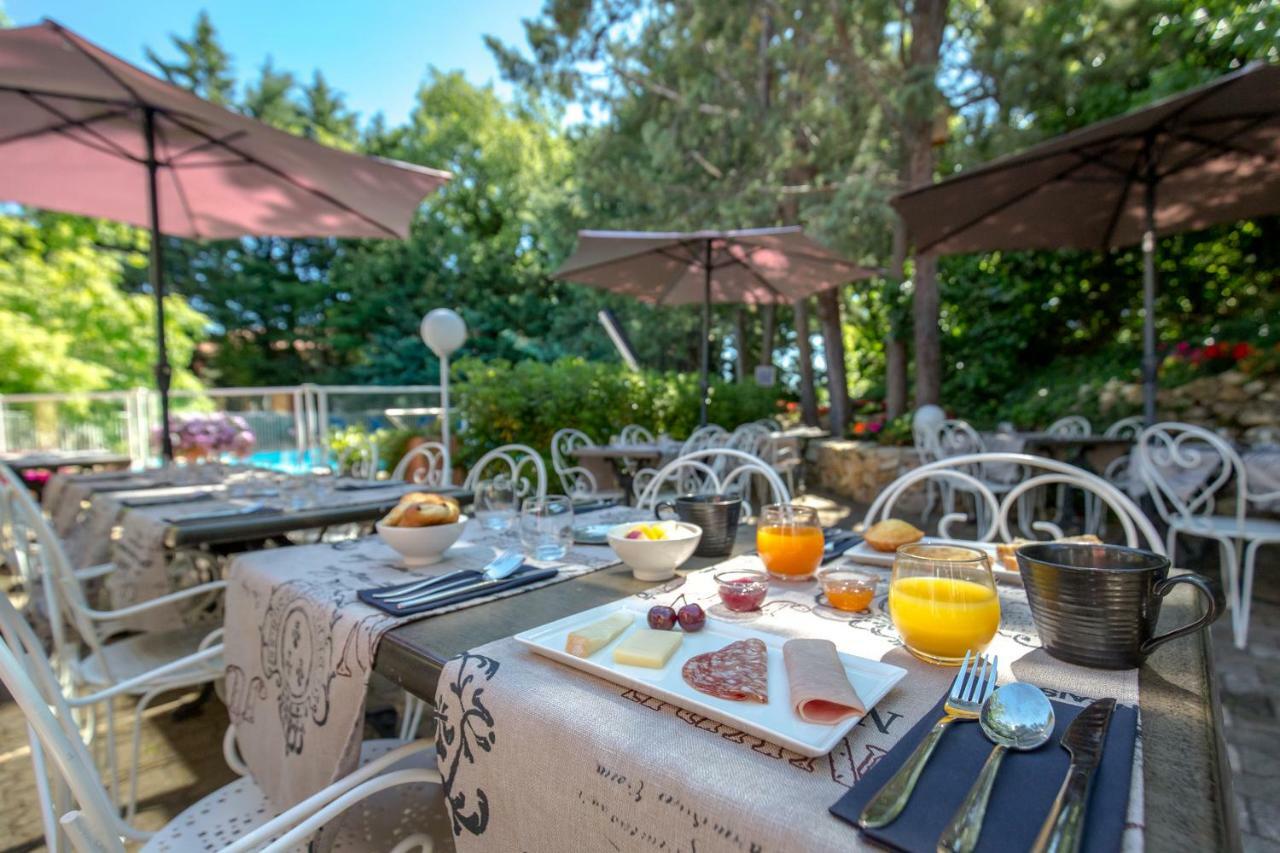 ibis Brignoles Provence Verte Exterior foto